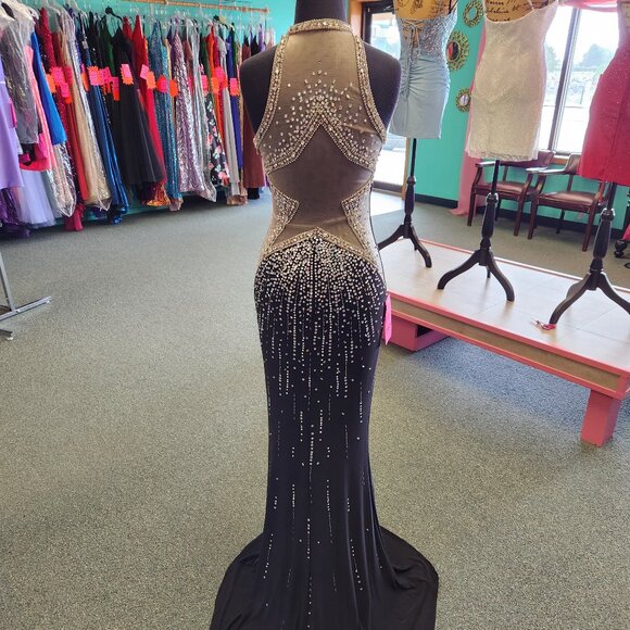 Extreme 32501 Black Size 2 Prom Dress/Formal Gown - Picture 5 of 7